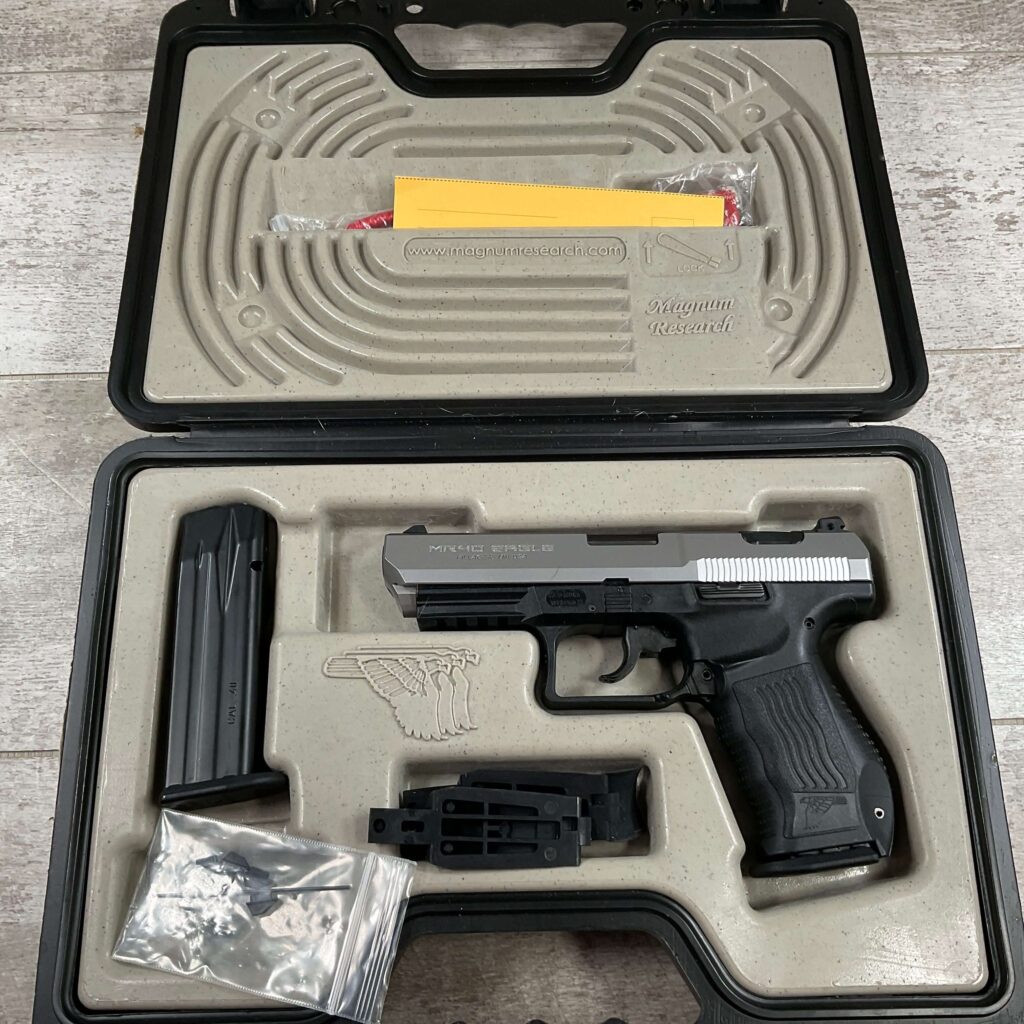 MAGNUM RESEARCH BABY EAGLE .40 CAL MR40 PISTOL