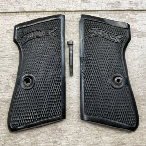 WALTHER PP BLACK PLASTIC GRIPS, W/SMALL CRACK #4-10035-PF