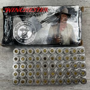 WINCHESTER JOHN WAYNE 100 YEAR COMMEMORATIVE, .45 COLT, 250 GR. LFN, FULL BOX #5-06009-PF