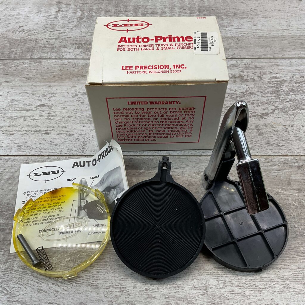 LEE AUTO-PRIMER FOR BOTH SMALL & LARGE PRIMERS