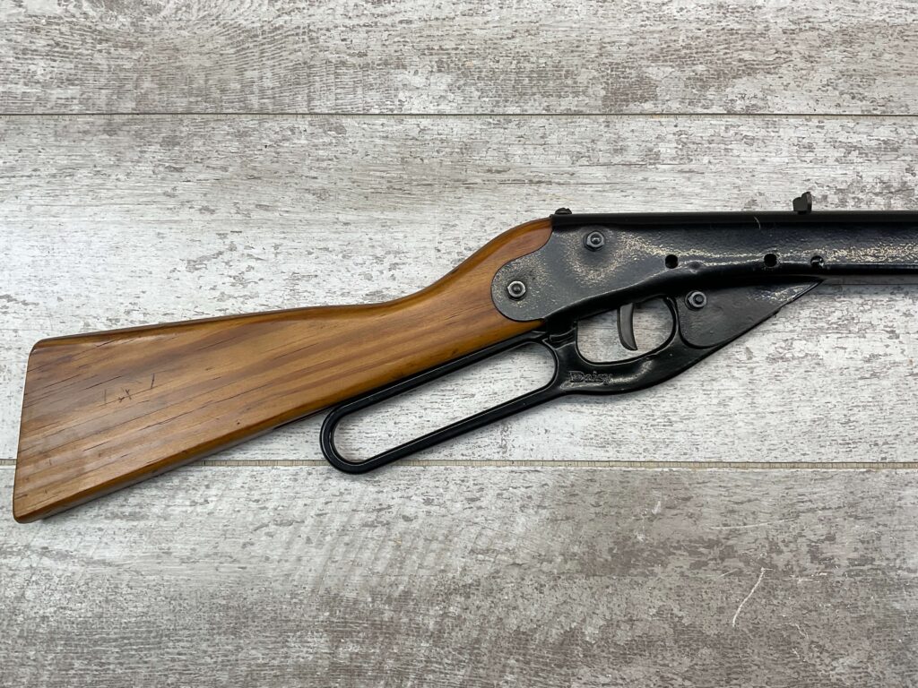 DAISY NO. 102 MODEL 36 .175 CAL PUMP ACTION AIR RIFLE, VINTAGE #5-08570-BDH