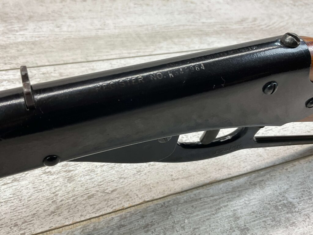 DAISY NO. 102 MODEL 36 .175 CAL PUMP ACTION AIR RIFLE, VINTAGE #5-08570-BDH
