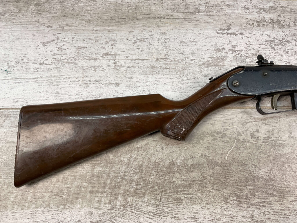 DAISY MODEL NO. 25 ENGRAVED AIR RIFLE, VINTAGE #5-08051-PF