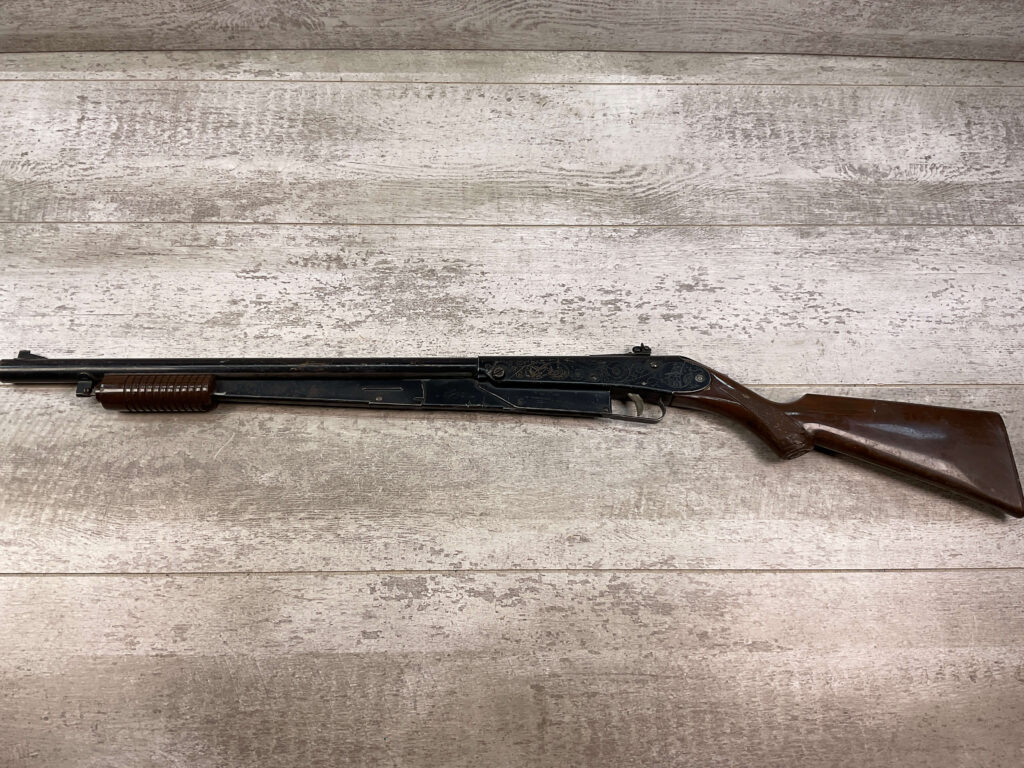 DAISY MODEL NO. 25 ENGRAVED AIR RIFLE, VINTAGE #5-08051-PF