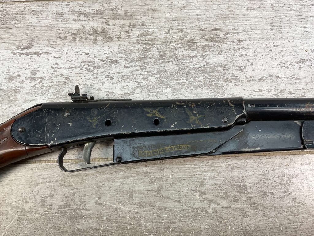 DAISY MODEL NO. 25 ENGRAVED PUMP AIR RIFLE, VINTAGE, PARTS GUN #5-08052-PF