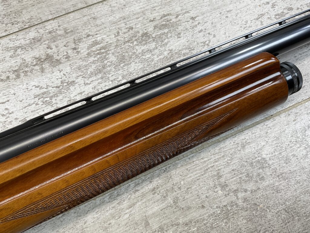 BROWNING LIGHT TWELVE A5 12GA SEMI AUTO SHOTGUN #5-08917
