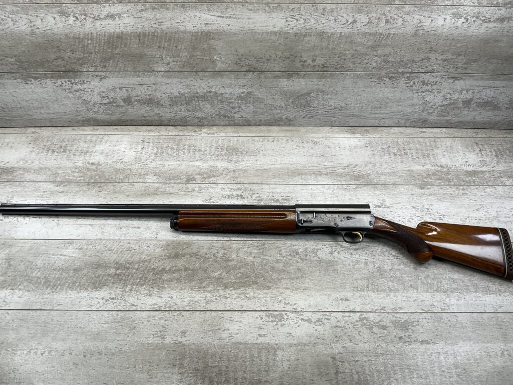 BROWNING LIGHT TWELVE A5 12GA SEMI AUTO SHOTGUN #5-08917