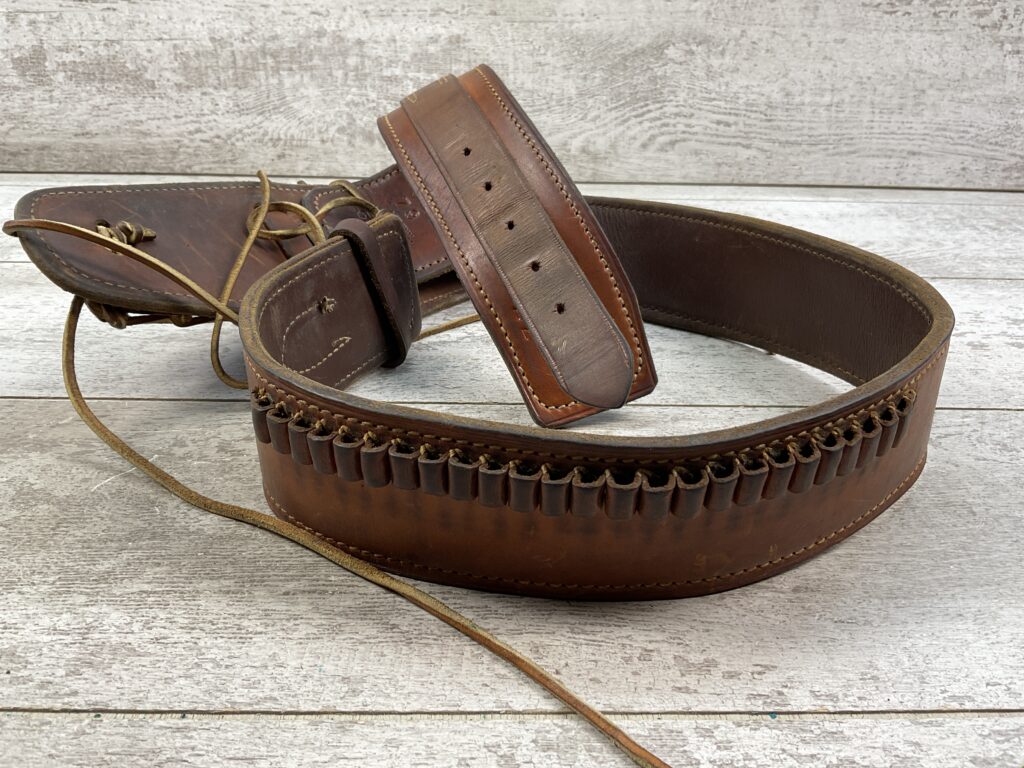 LAWRENCE 79 / 510 MARKED BROWN LEATHER HOLSTER #5-08923