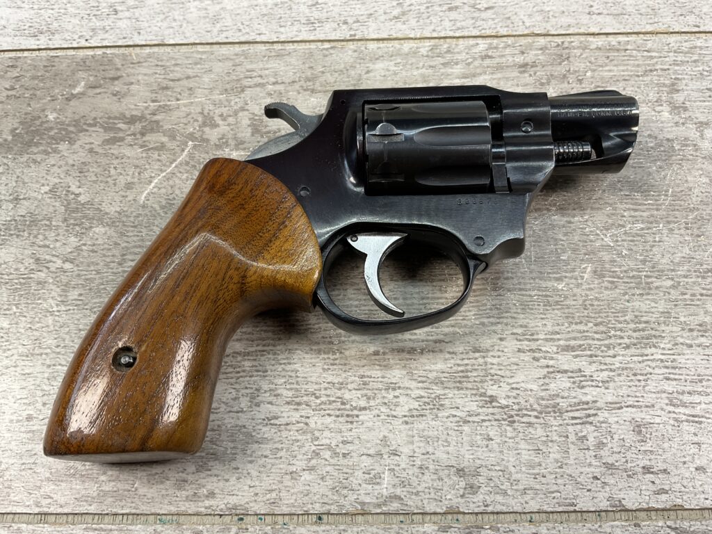 HIGH STANDARD SENTINEL MARK IV .22 MAGNUM REVOLVER #5-08907