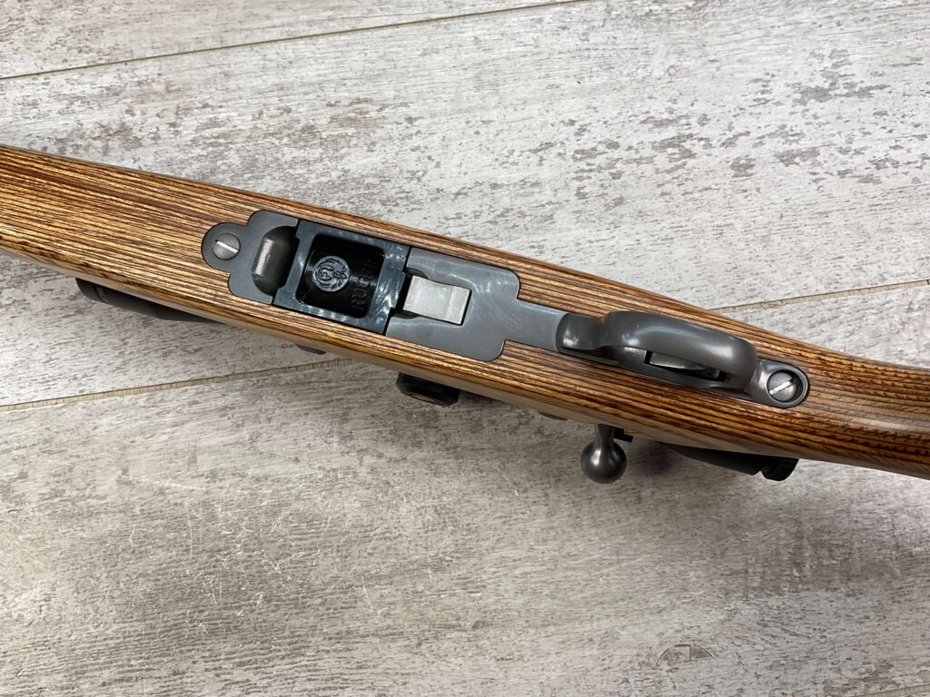 RUGER ALL WEATHER 77/22 .22LR BOLT ACTION RIFLE W/SCOPE, MINTY #5-09510