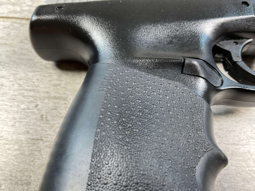 SMITH & WESSON S&W SW40V .40CAL SEMI AUTO PISTOL, IN CASE #5-10501