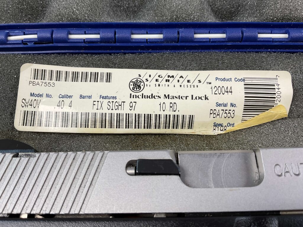 SMITH & WESSON S&W SW40V .40CAL SEMI AUTO PISTOL, IN CASE #5-10501