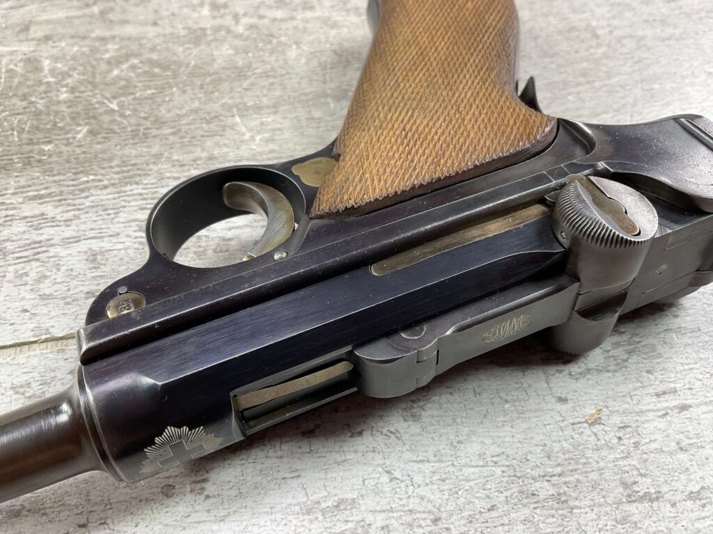DWM 1900 SWISS 7.65MM LUGER P08 SEMI AUTO PISTOL, JAMES EARL JONES COLLECTION, MINTY & MATCHING #5-10867