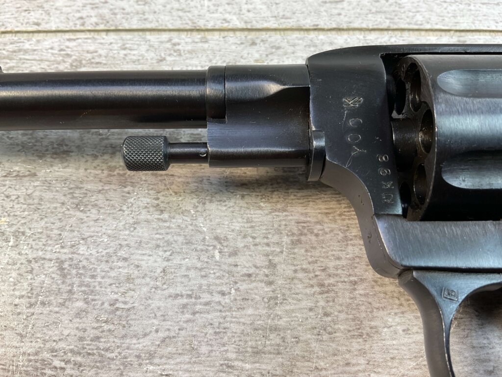 RUSSIAN NAGANT .32 S&W M1895 REVOLVER 1944 DATE TULA ARSENAL, JAMES EARL JONES "FAVORITES" COLLECTION #5-10880