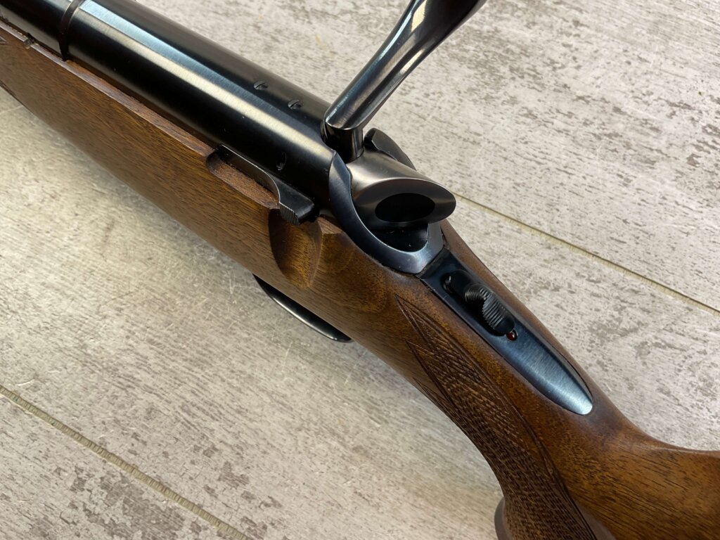 VOERE KUFSTEIN AUSTRIA VEC 91 JAGE SPORT 5.7MM BOLT ACTION RIFLE, JAMES EARL JONES "FAVORITES" COLLECTION, VERY RARE #5-11036