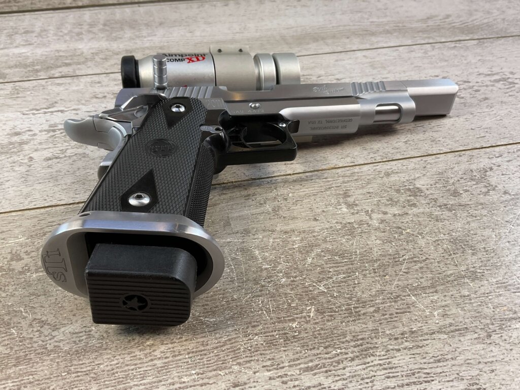 STI CUSTOM BUL M-5 2011 .38 SUPER COMPETITION SEMI AUTO PISTOL, JAMES EARL JONES COLLECTION #5-10905