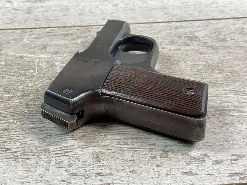 MOSSBERG BROWNIE DERINGER .22LR FOUR BARREL PISTOL, JAMES EARL JONES COLLECTION #5-10910