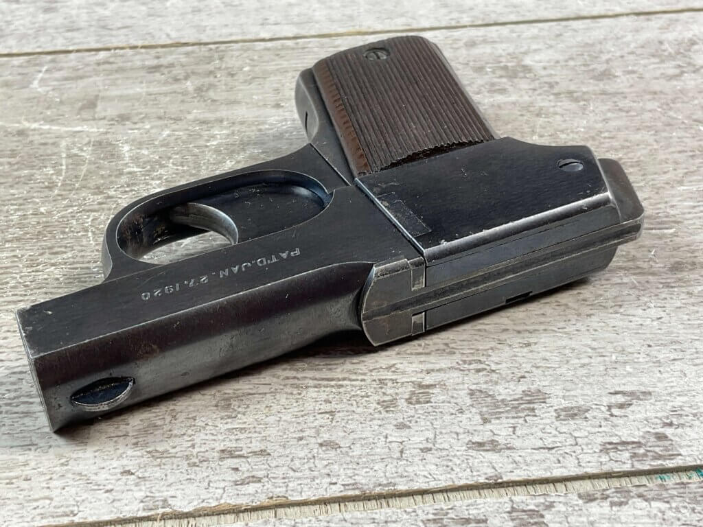 MOSSBERG BROWNIE DERINGER .22LR FOUR BARREL PISTOL, JAMES EARL JONES COLLECTION #5-10910